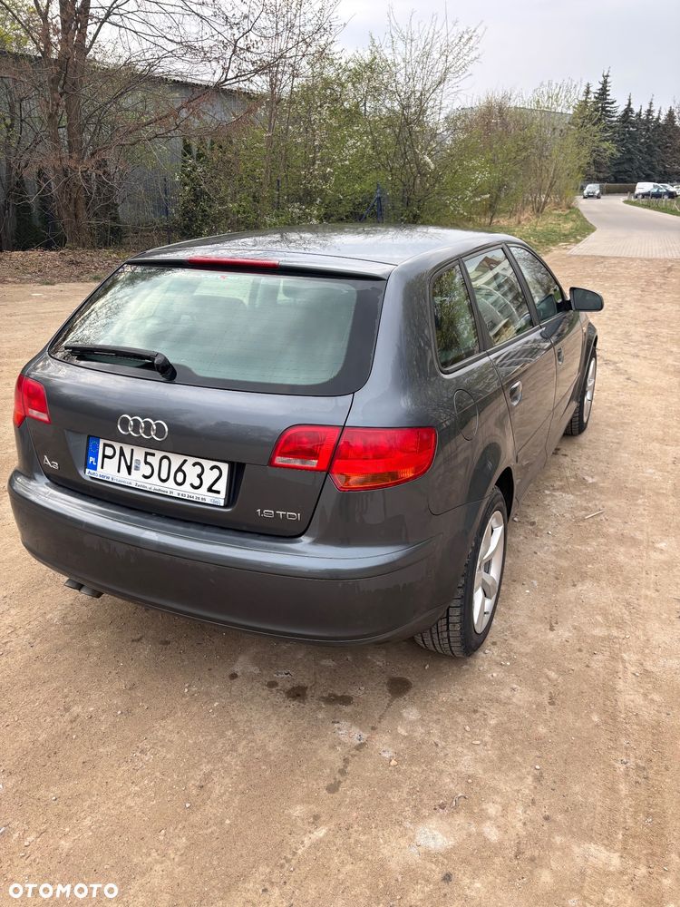 Audi A3 Sportback 1.9 TDI Ambition - 4