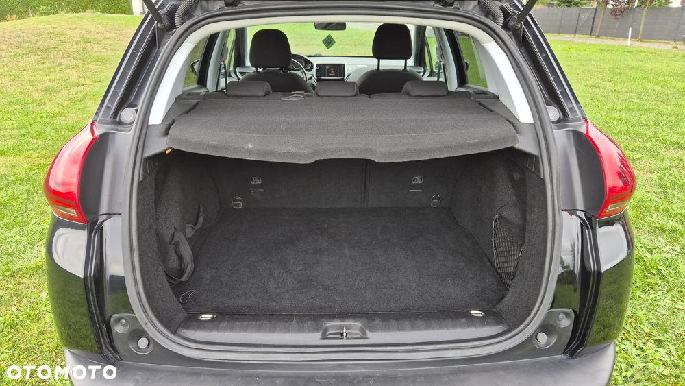 Peugeot 2008 1.2 Pure Tech Style - 7