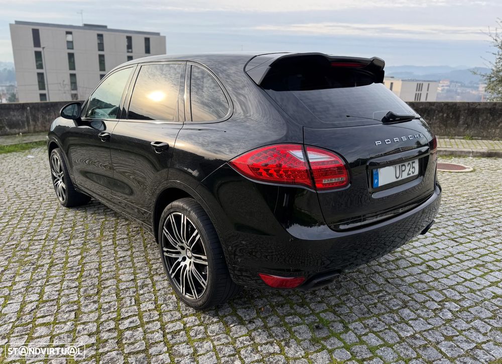 Porsche Cayenne Tiptronic S - 9