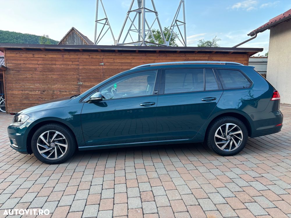 Volkswagen Golf 1.6 TDI DSG Sound - 5