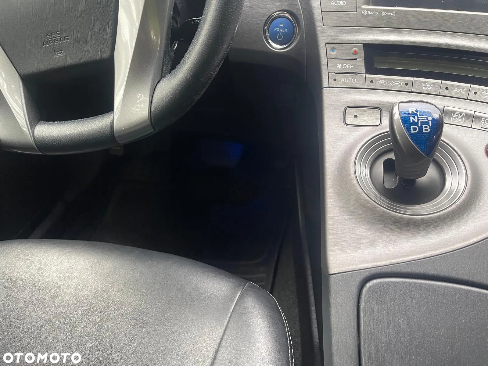 Toyota Prius 1.8 Hybrid Prestige - 18