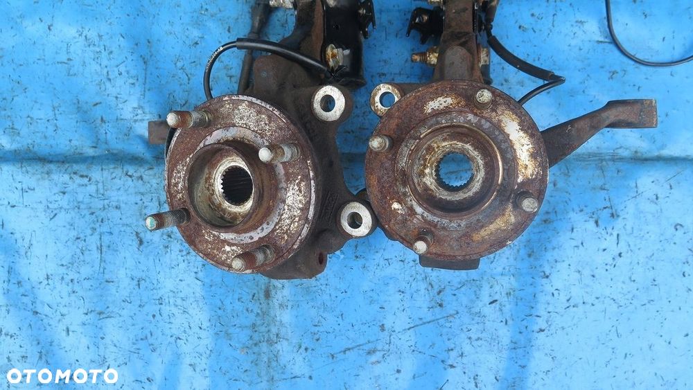 Zwrotnica Piasta Przód Prawa lub Lewa FORD ECOSPORT II 2012-2016