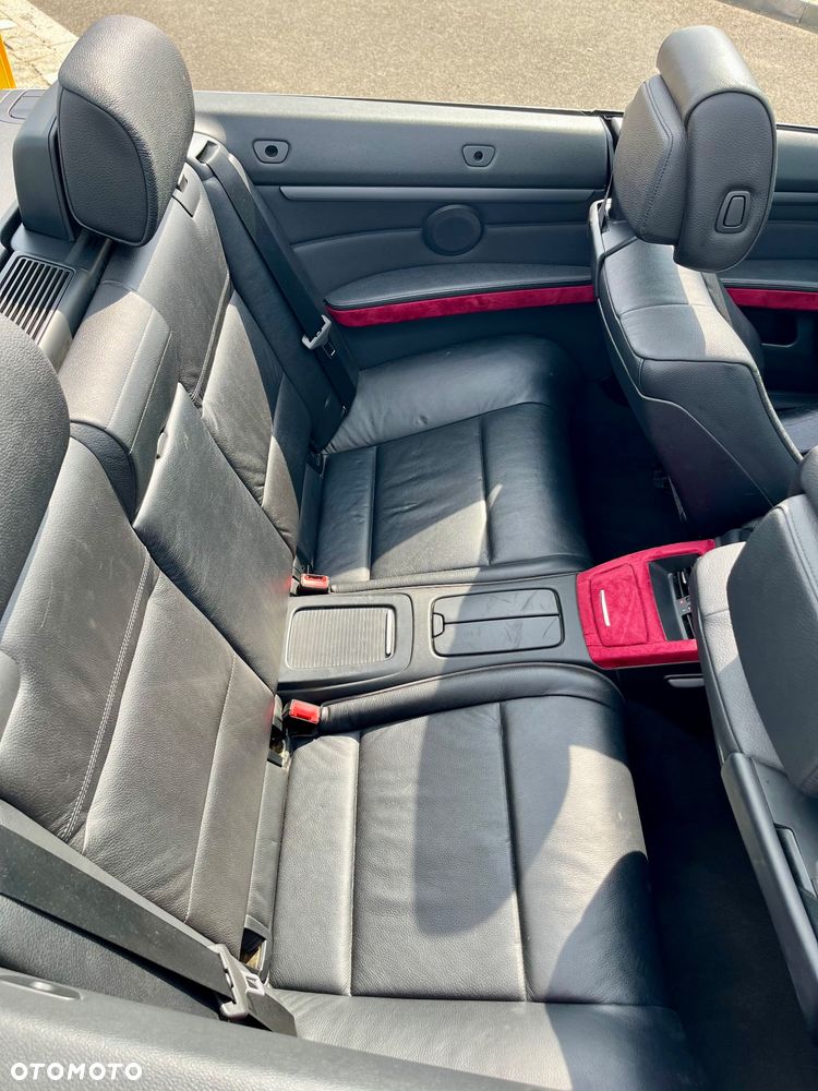 BMW Seria 3 325d - 27