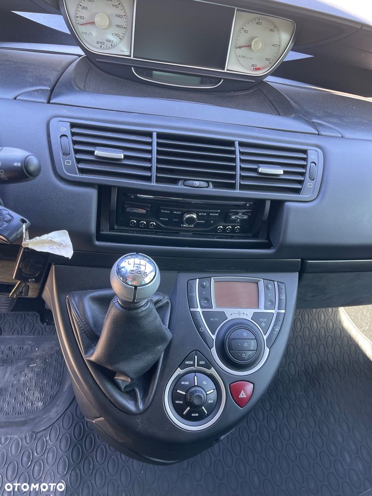 Citroën C8 2.0 HDi Attraction - 16