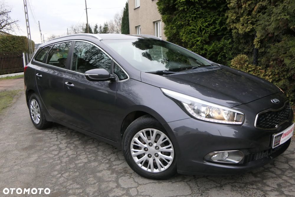 Kia Ceed 1.6 GDI Business Line - 4