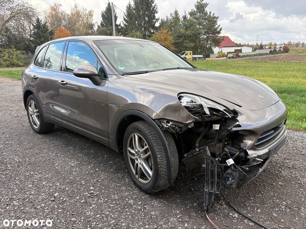 Porsche Cayenne 2012 photo 5