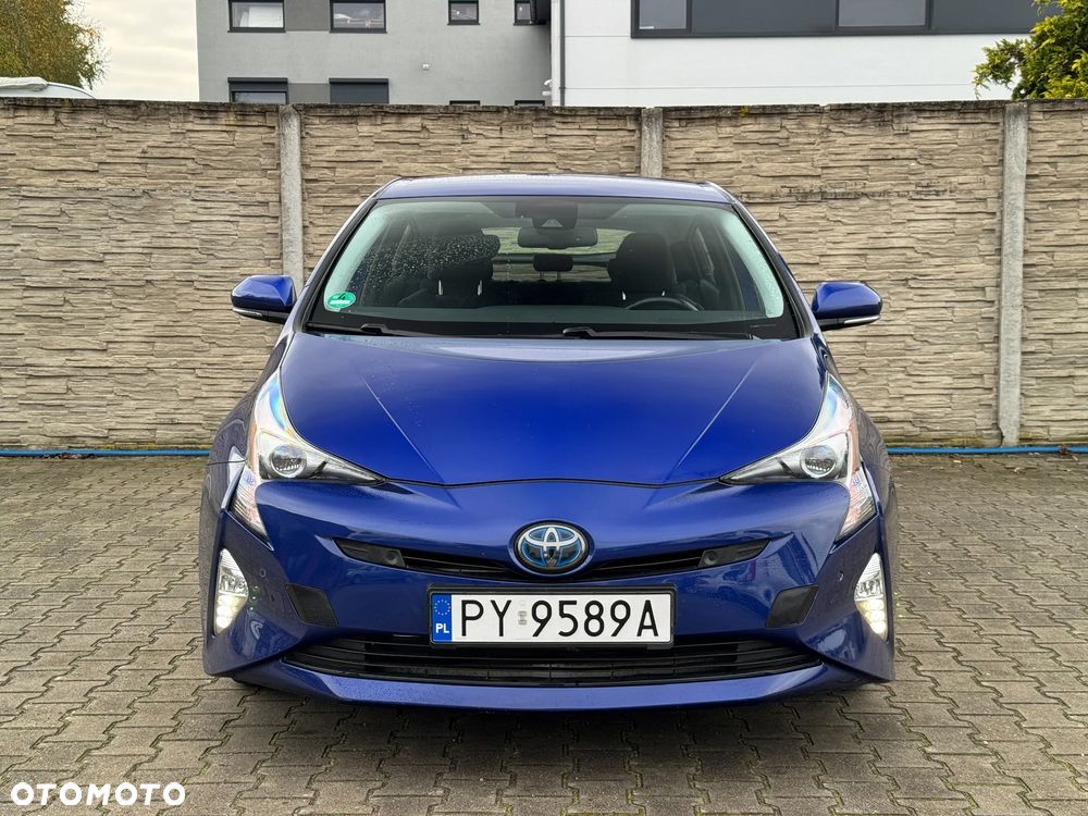 Toyota Prius 1.8 Hybrid Premium - 6