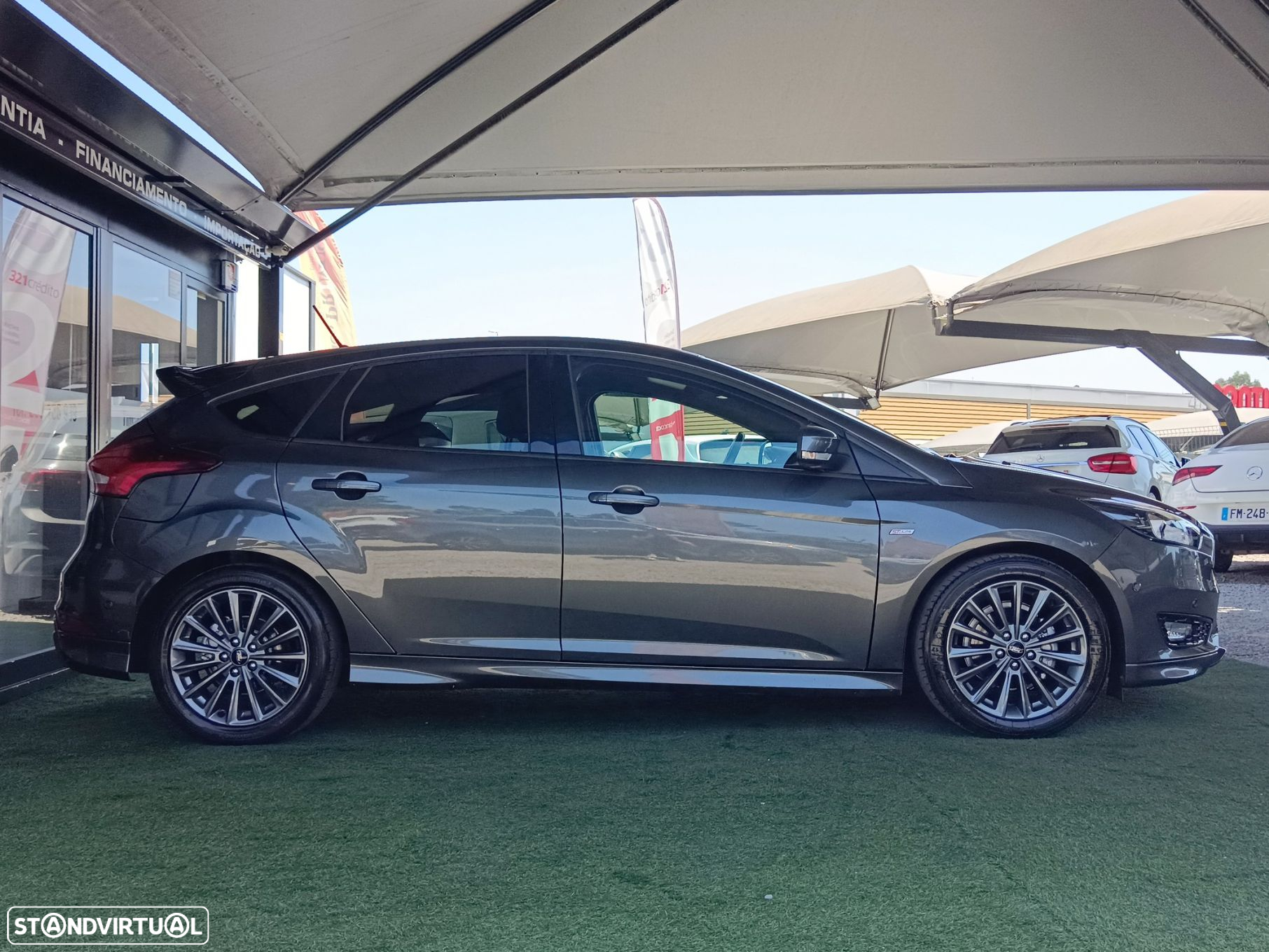 Ford Focus 1.5 TDCi ST-Line - 9