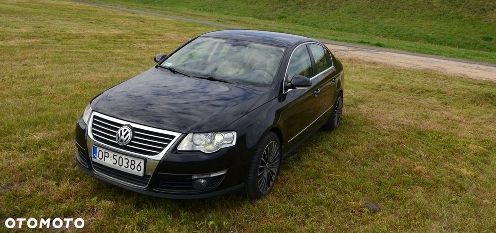 Volkswagen Passat 2.0 TDI DPF Highline - 12