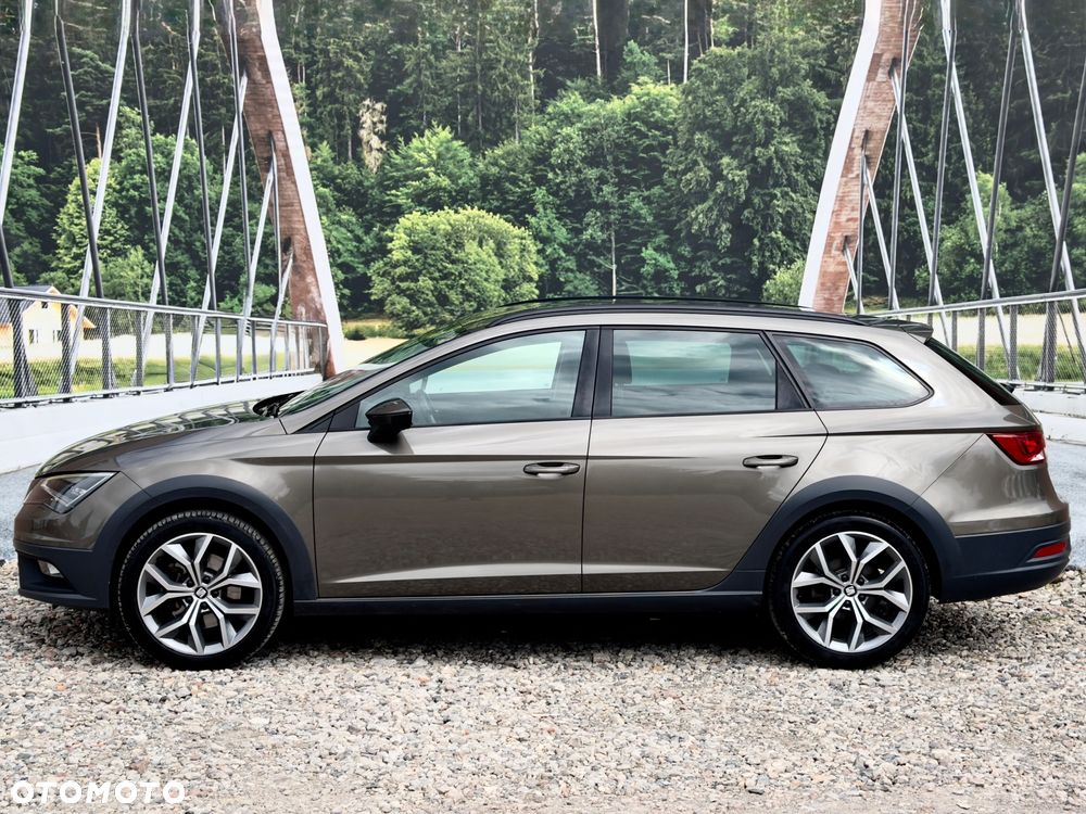 Seat Leon Sportstourer 2.0 TDI Start&Stop 4Drive DSG X-Perience - 9