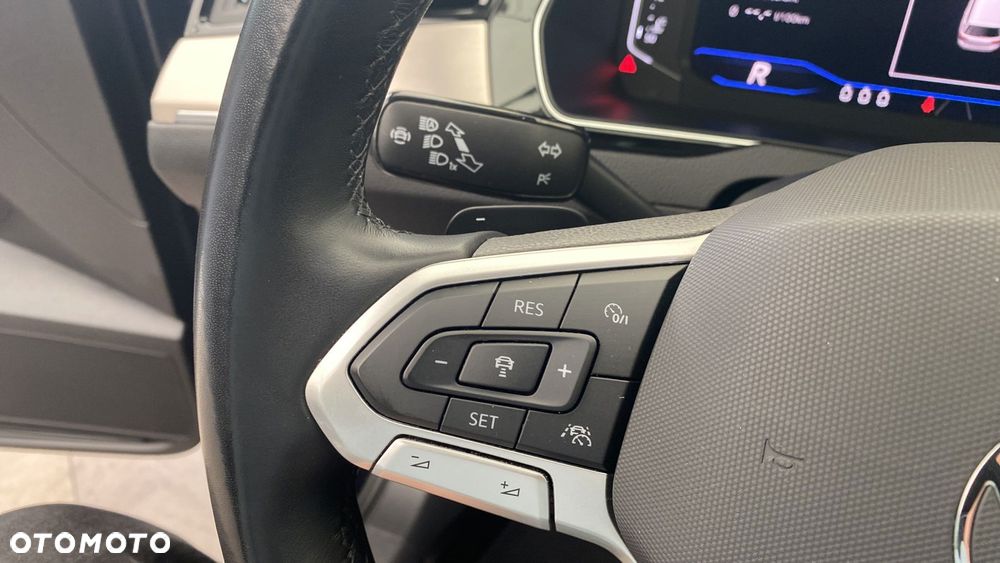 Volkswagen Passat - 23