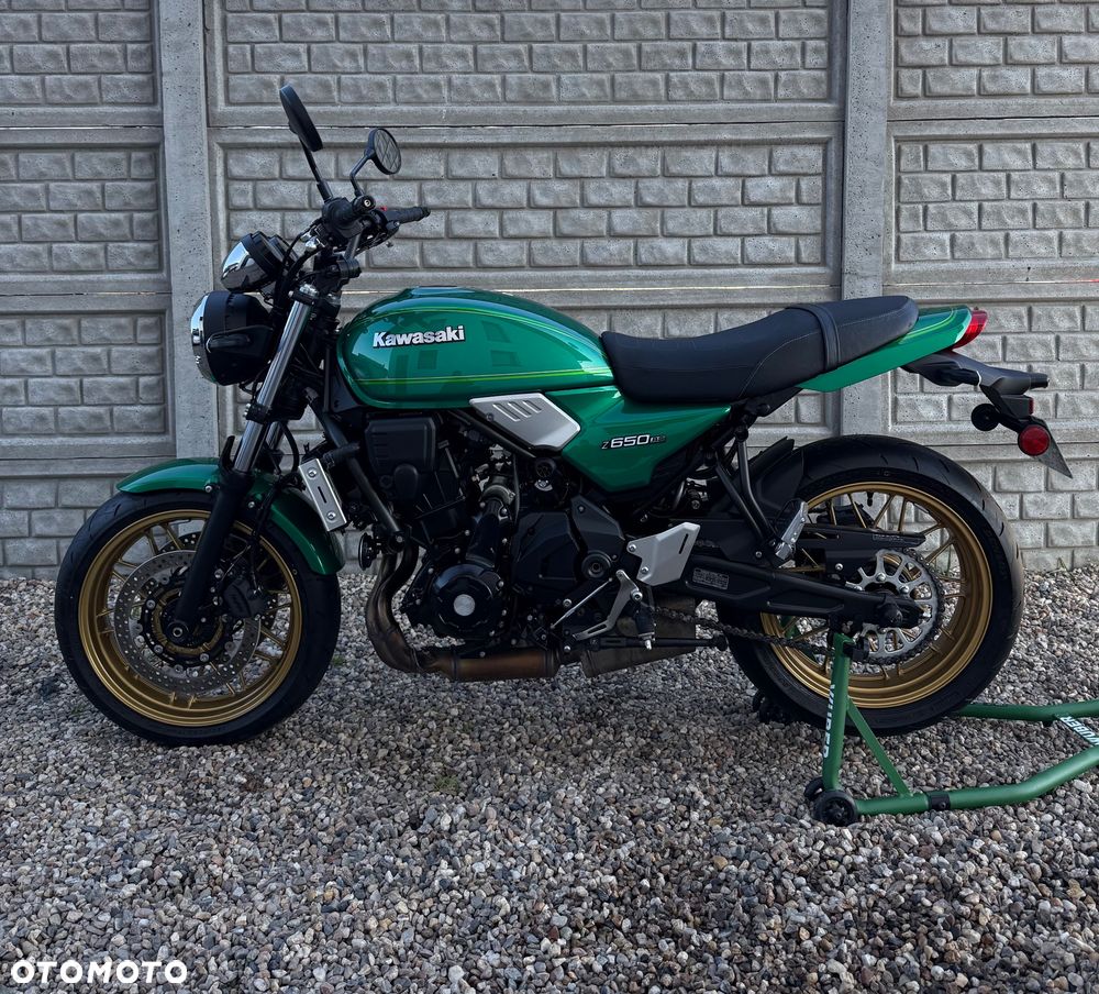 Kawasaki Z 650 RS - 2