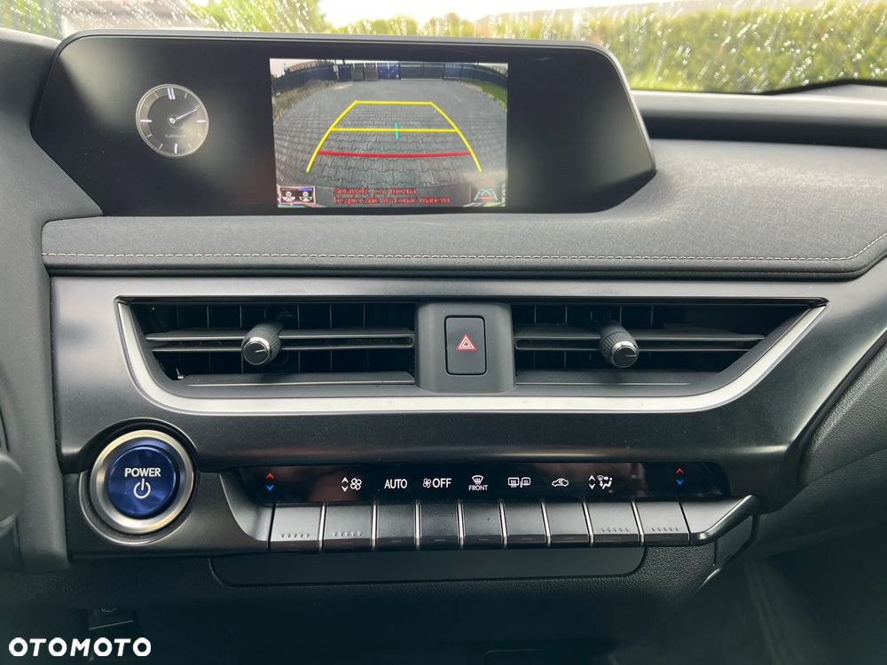 Lexus UX 300e 54.3 kWh Business Edition 2WD - 15