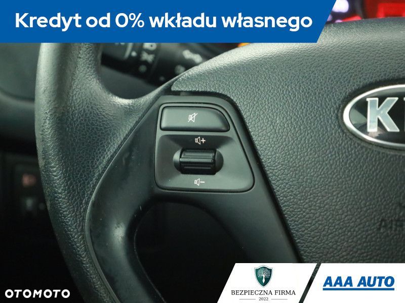 Kia Ceed - 14