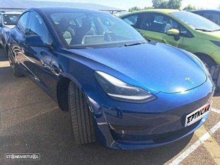 Tesla Model 3 Standard Range Plus RWD - 2