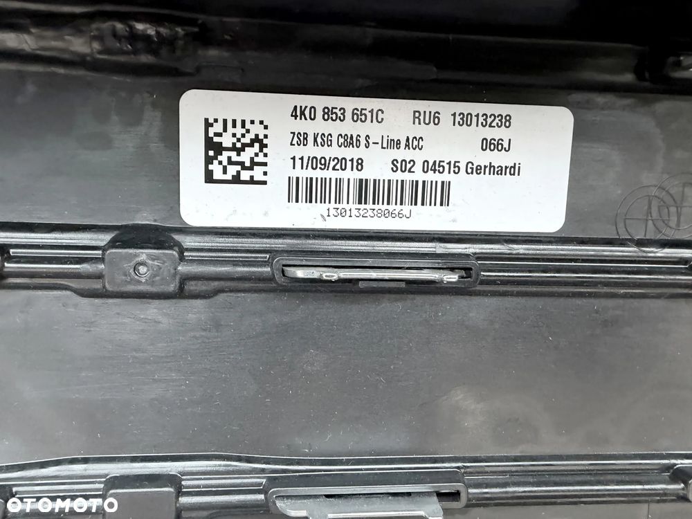 Zderzak przedni Audi A6 C8 4K0 - BDB przód Basis 6x PDC - 22