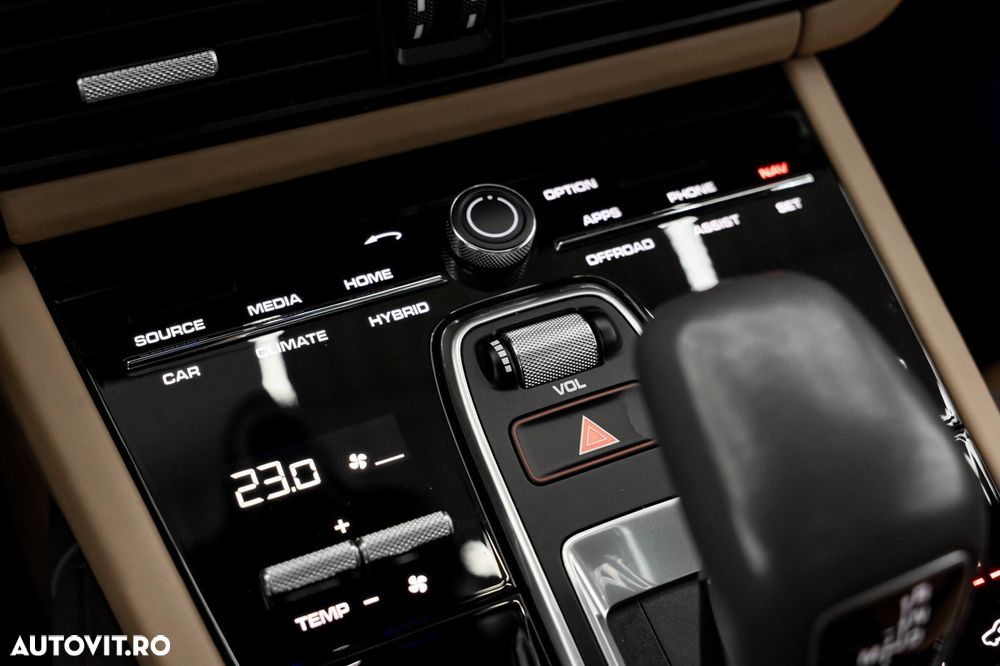 Porsche Cayenne E-Hybrid Tiptronic S - 35