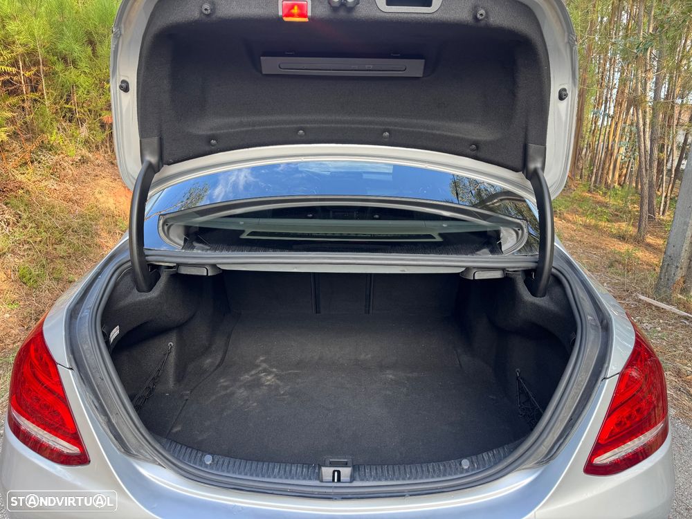 Mercedes-Benz C 300 h Avantgarde - 10