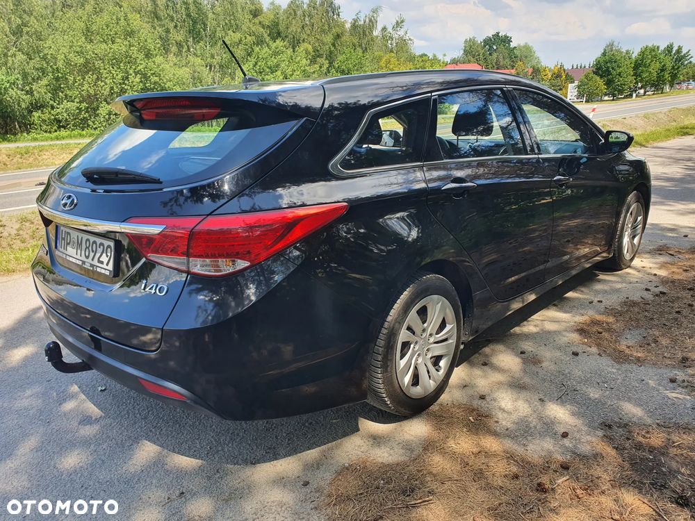 Hyundai i40 Kombi blue 1.6 Trend - 5
