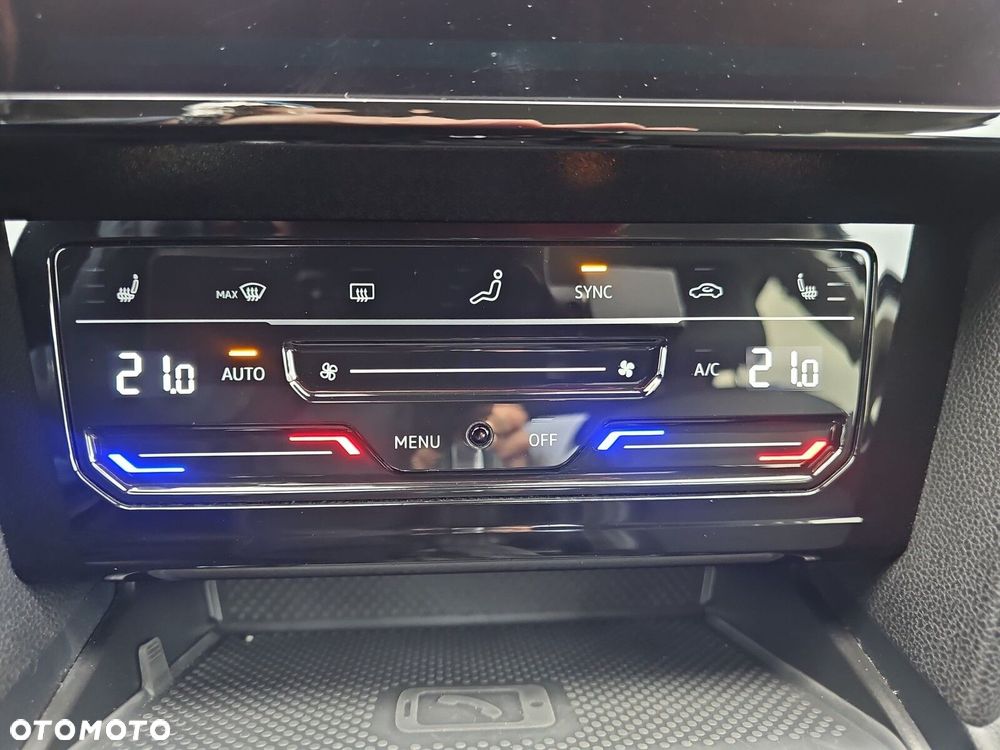 Volkswagen Passat - 34