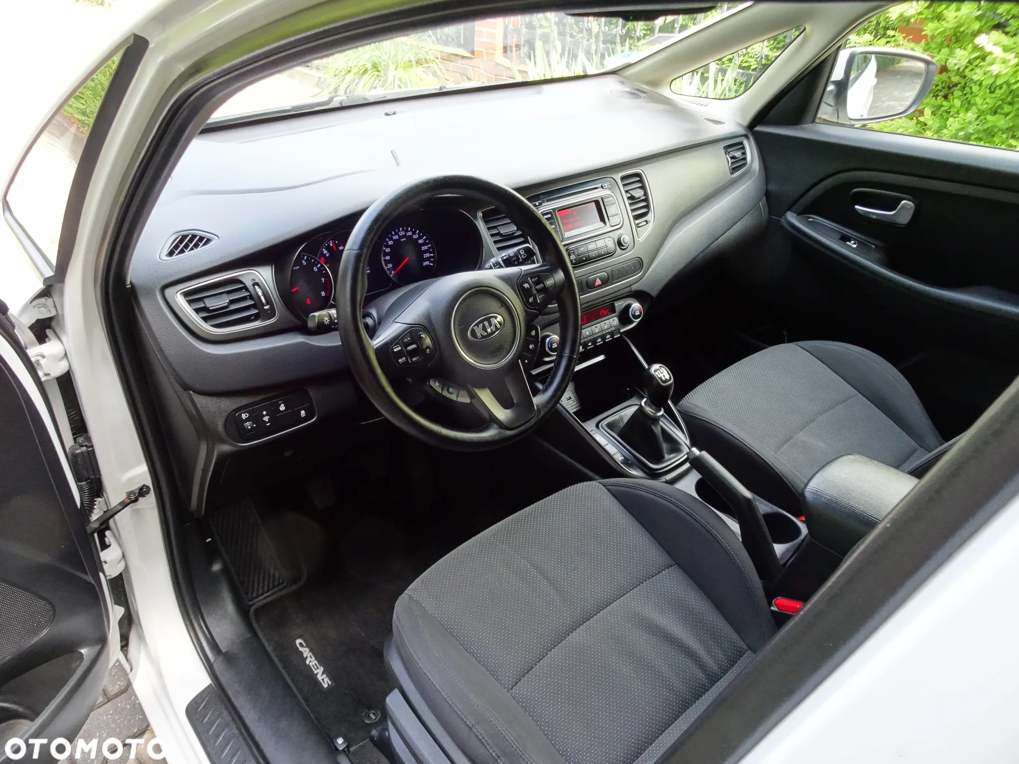 Kia Carens 1.6 GDI Business Line 7os EU6 - 27