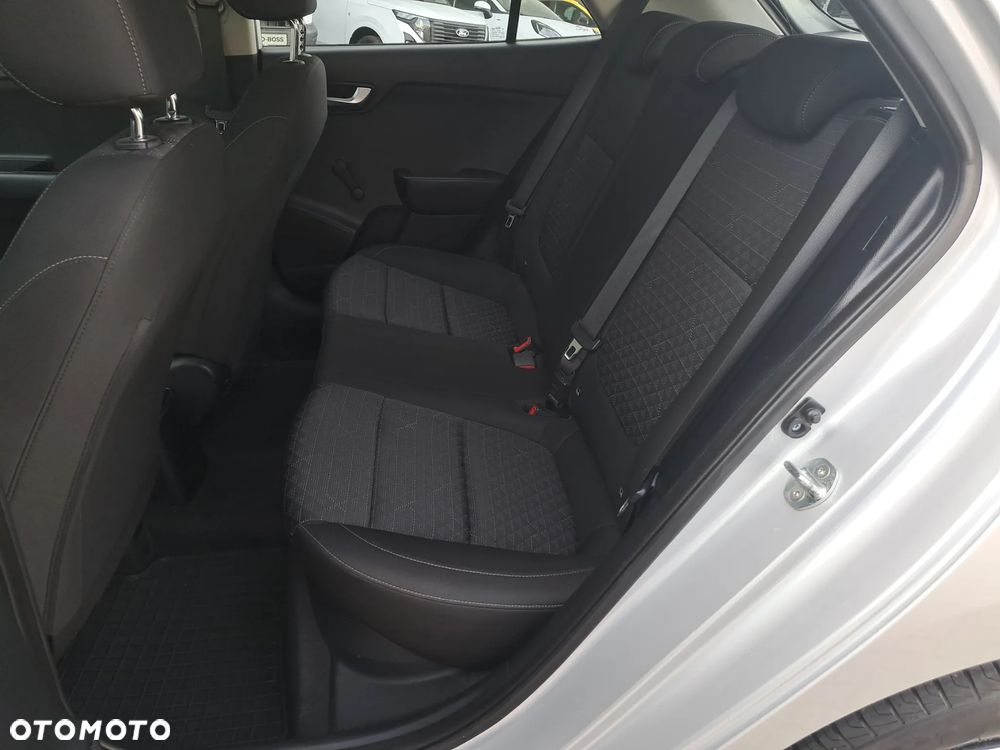 Kia Rio 1.2 M - 14