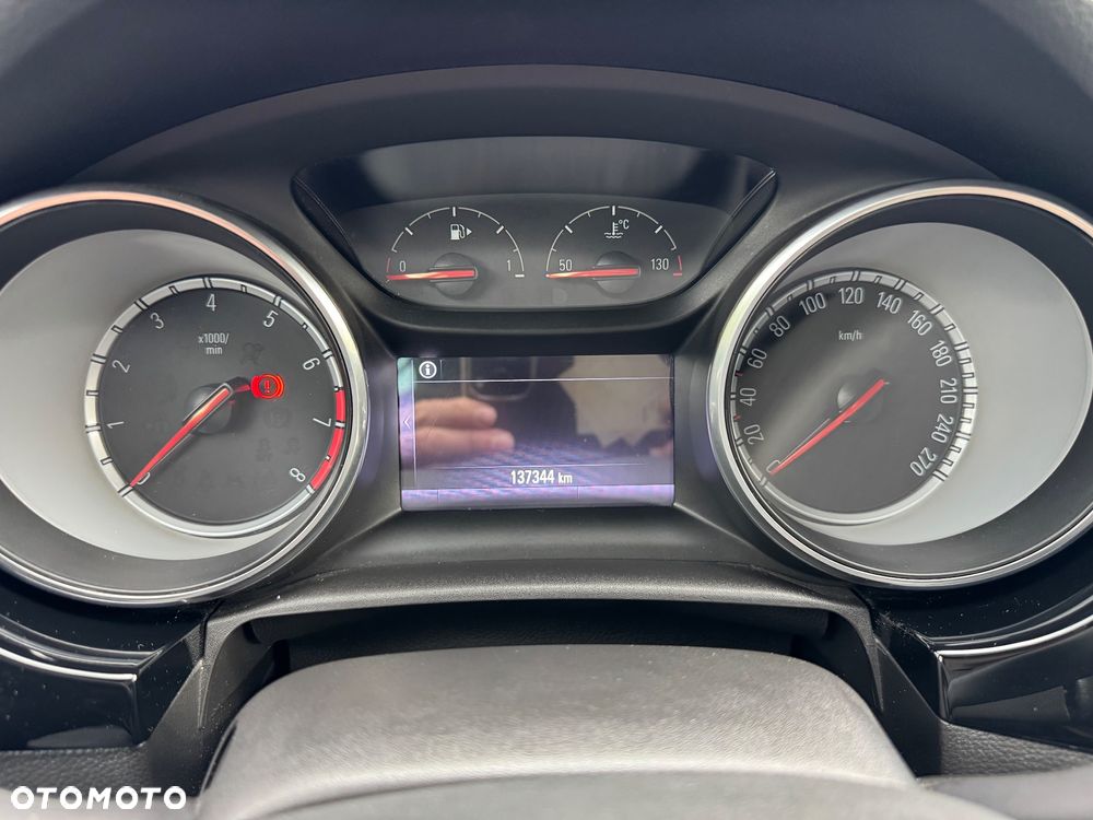 Opel Astra 1.4 Turbo Start/Stop Dynamic - 18