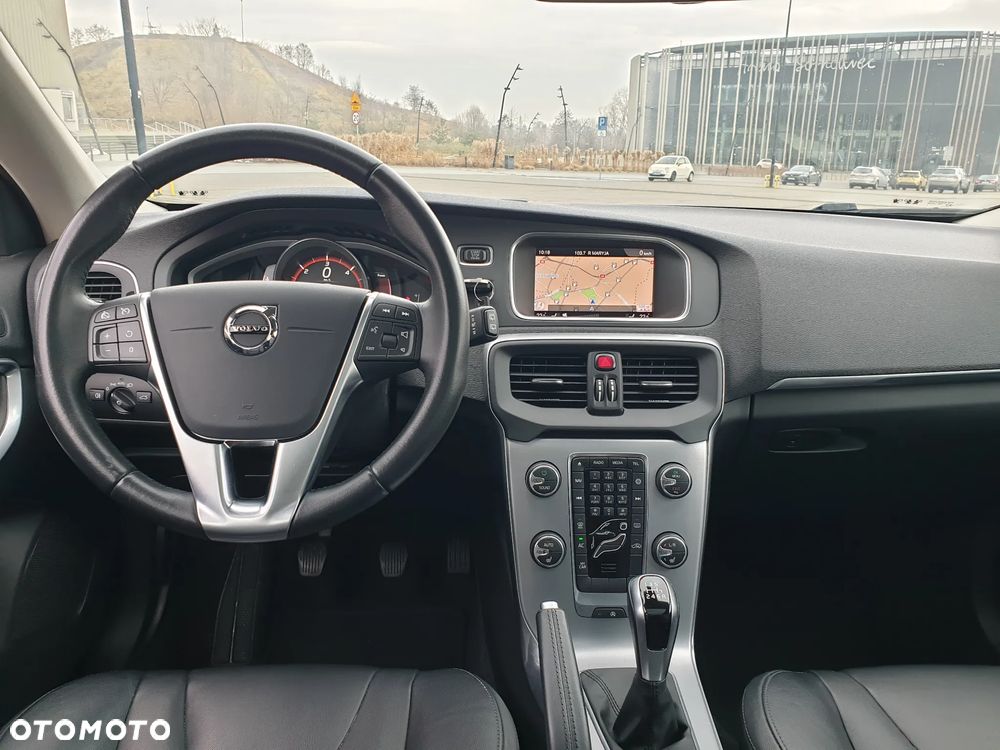 Volvo V40 D3 Inscription - 5