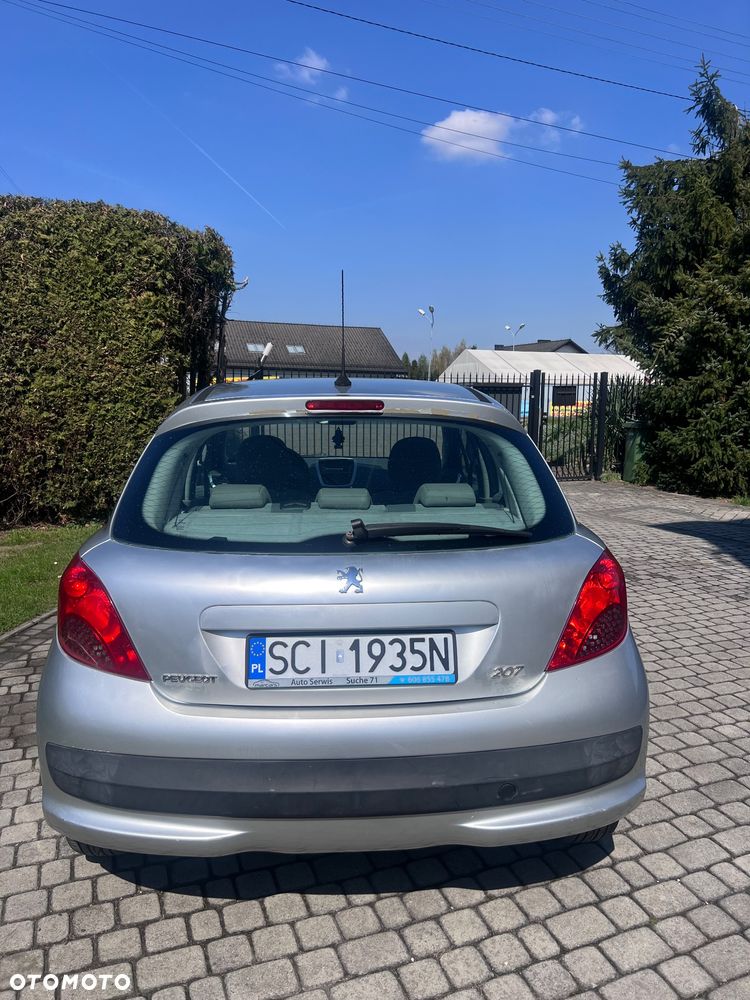 Peugeot 207 1.4 - 27