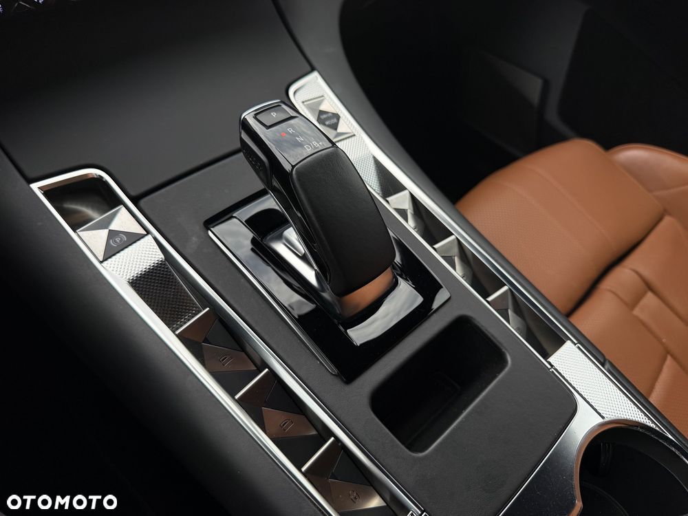 DS Automobiles DS 7 Crossback - 38