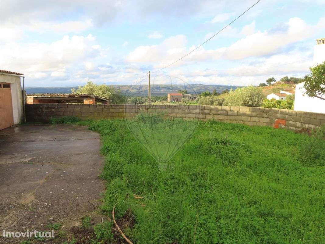 Moradia T2 para venda - Grande imagem: 2/24