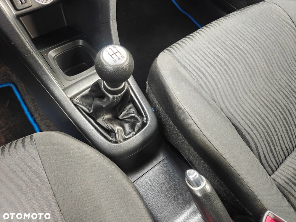 Suzuki Swift - 6