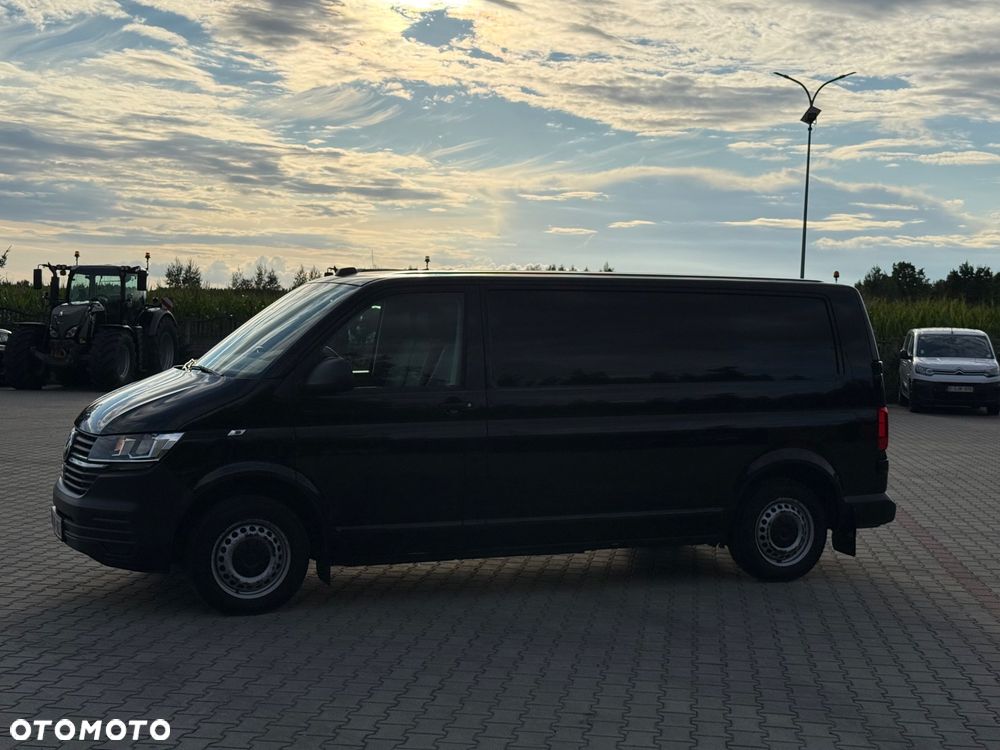Volkswagen Transporter - 2