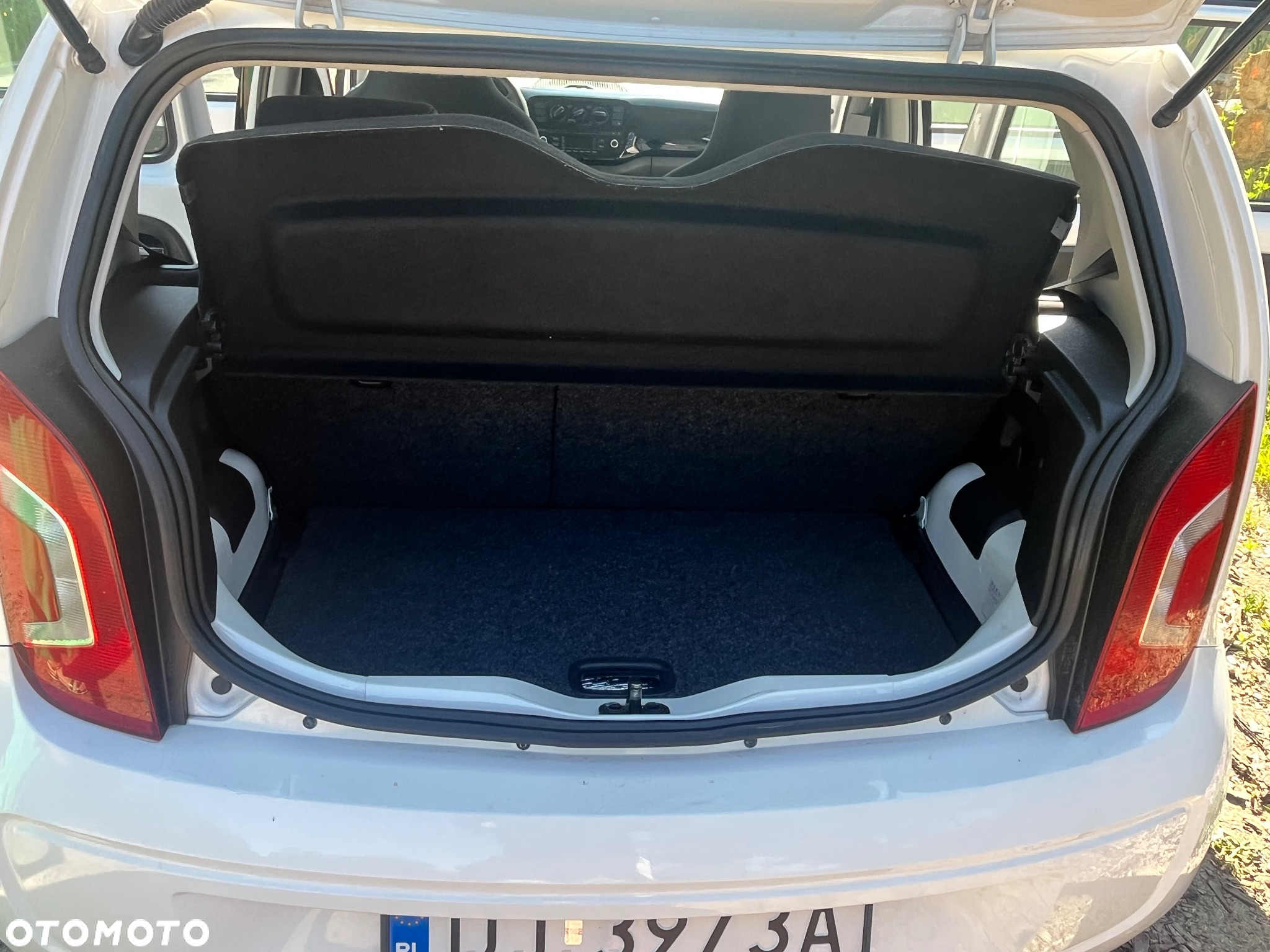 Volkswagen up! 1.0 move - 8