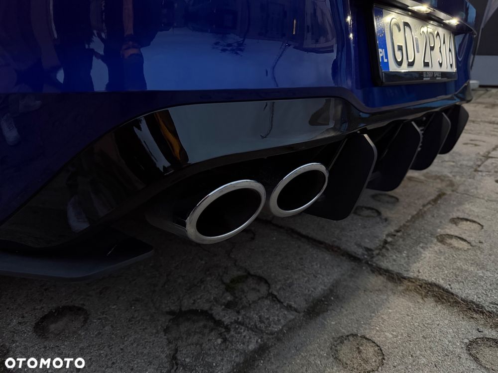 Volkswagen Golf - 24