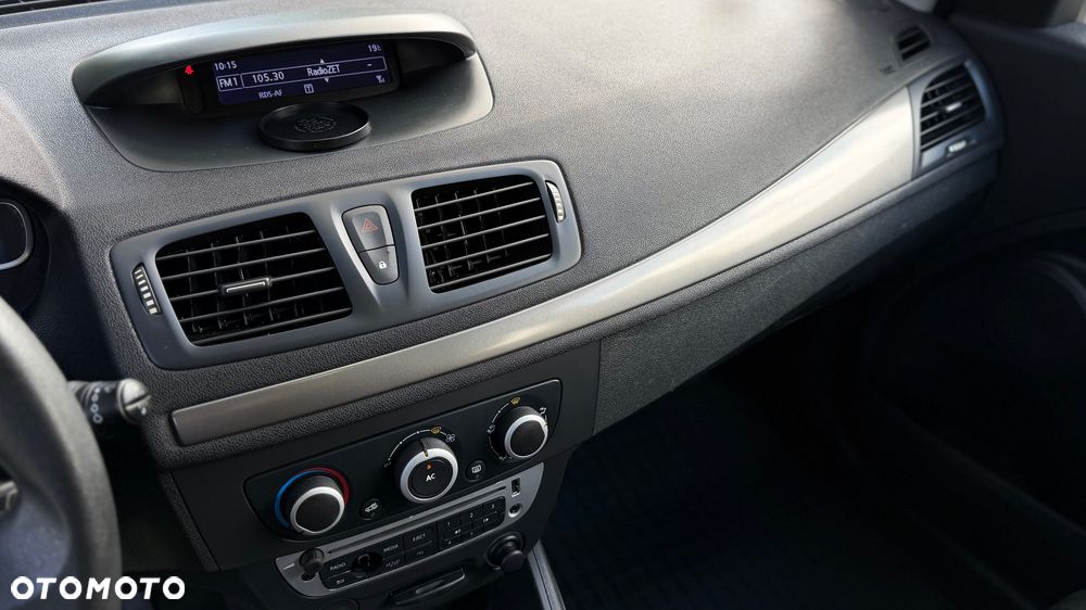 Renault Megane 1.6 16V 100 Authentique - 18