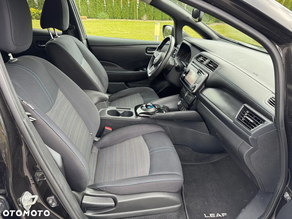 Nissan Leaf 40kWh Tekna - 10