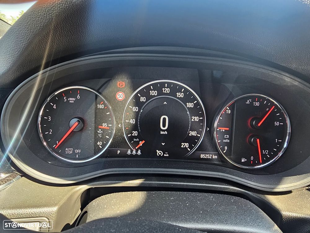 Opel Insignia Grand Sport 2.0 CDTi GSi - 19