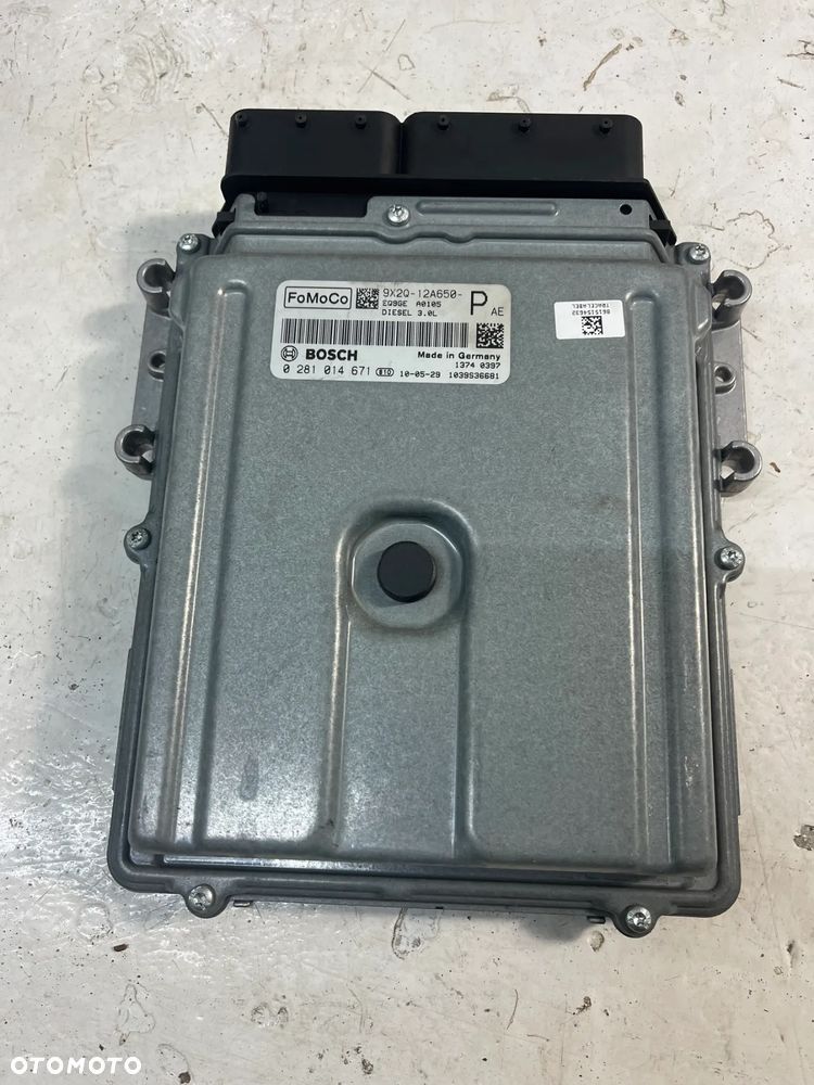 DISCOVERY 4 L319 3.0D STEROWNIK SILNIKA - 2