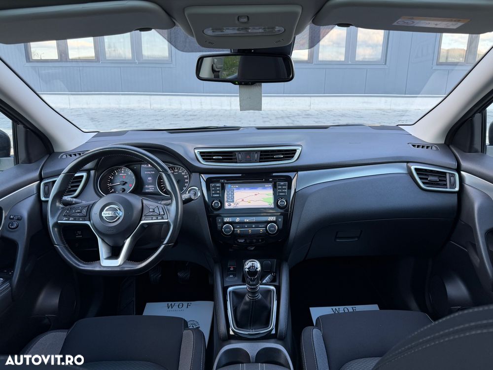 Nissan Qashqai 1.3 DIG-T N-CONNECTA - 28