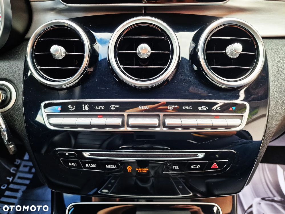 Mercedes-Benz Klasa C 200 (BlueTEC) d - 27