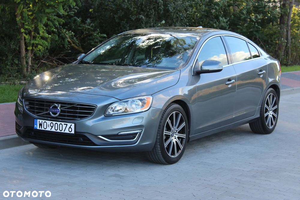Volvo S60 - 3