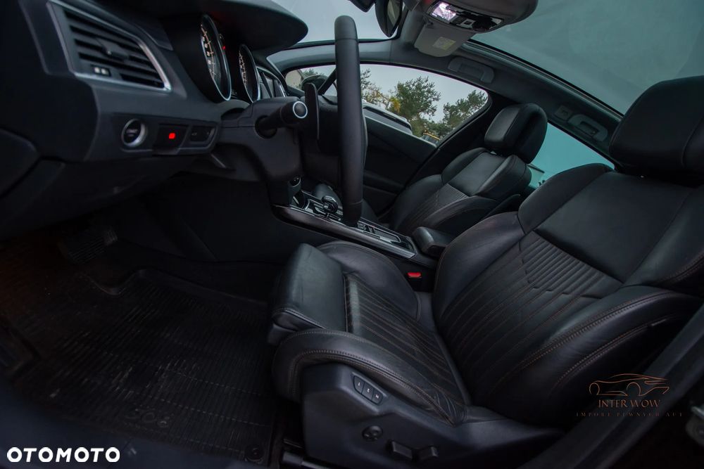 Peugeot 508 RXH Hybrid4 - 9