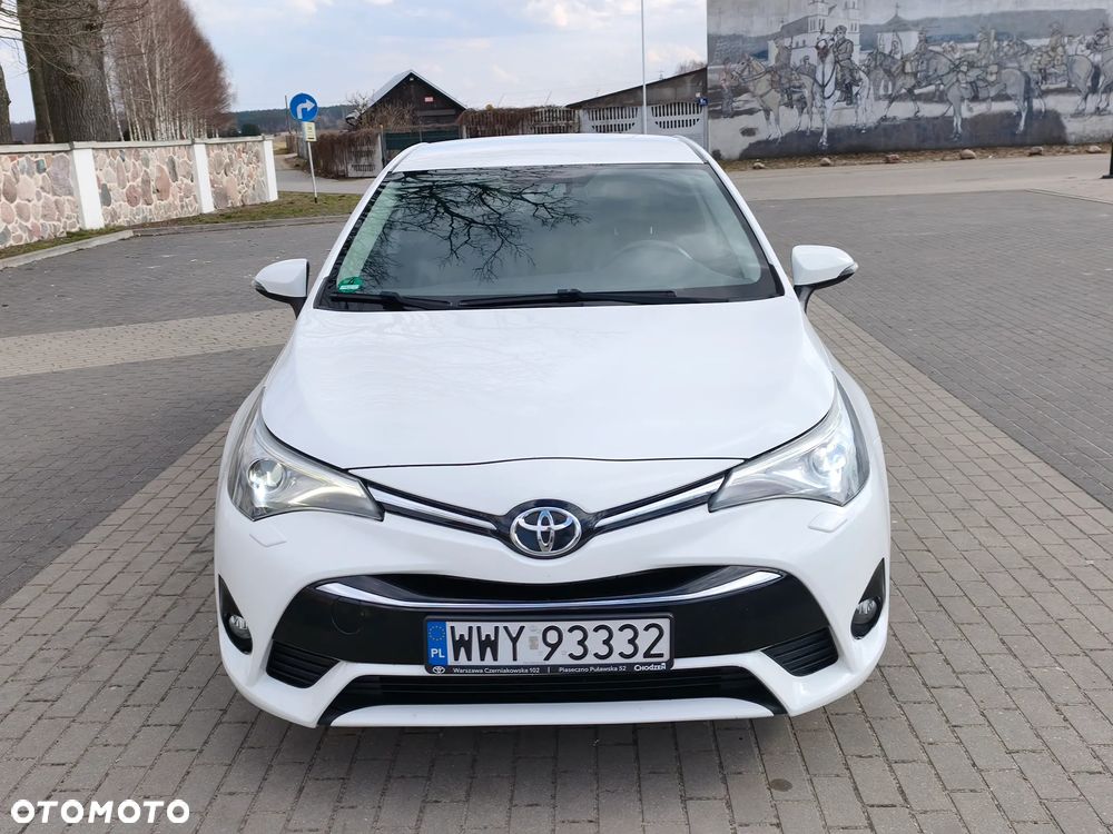 Toyota Avensis 1.8 Prestige - 11