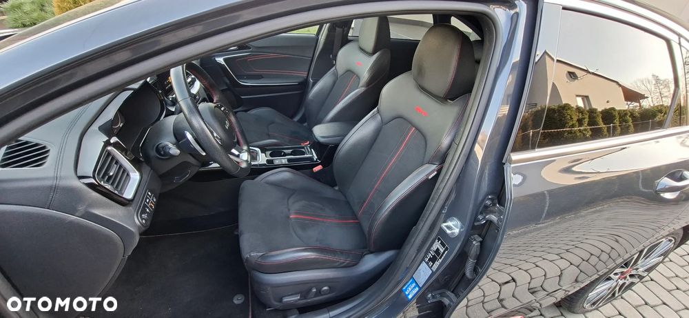 Kia ProCeed 1.6 T-GDI DCT7 OPF GT - 22