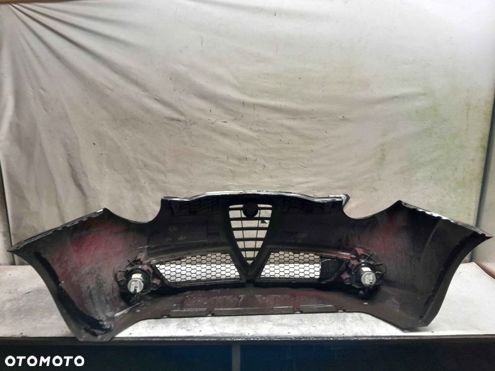 ^ ZDERZAK PRZÓD PRZEDNI ALFA ROMEO MITO CZARNY 981/B HALOGENY - 2