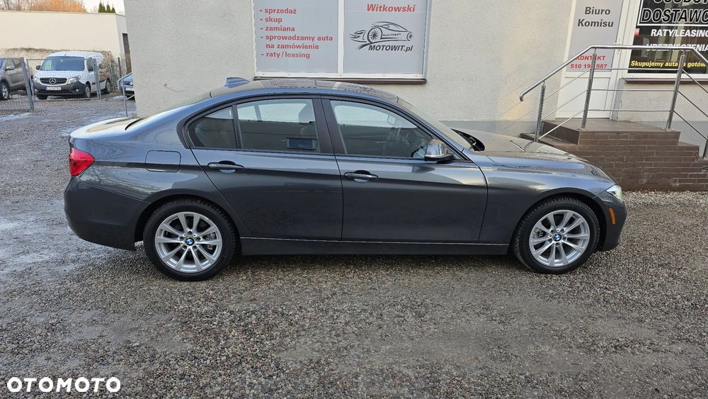 BMW Seria 3 320i Edition M Sport Shadow - 12