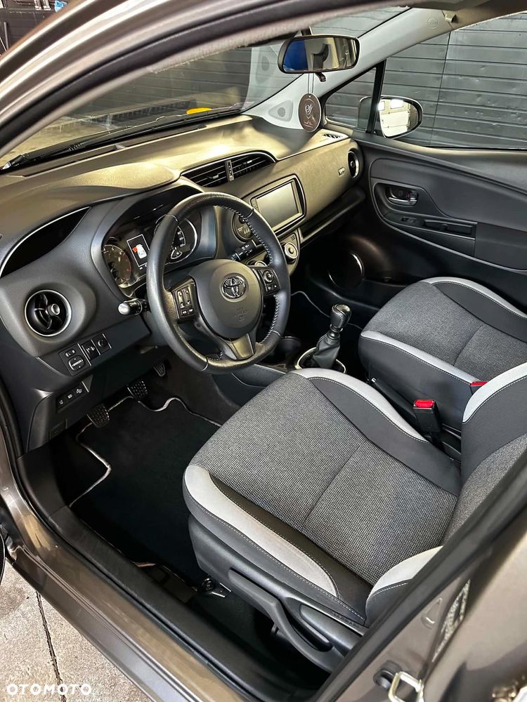 Toyota Yaris - 6