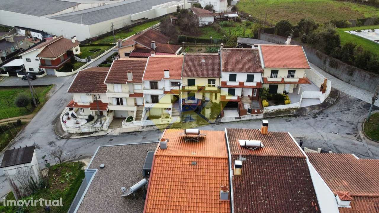 Moradia T3 em Felgueiras c/ 3 pisos - Grande imagem: 3/24
