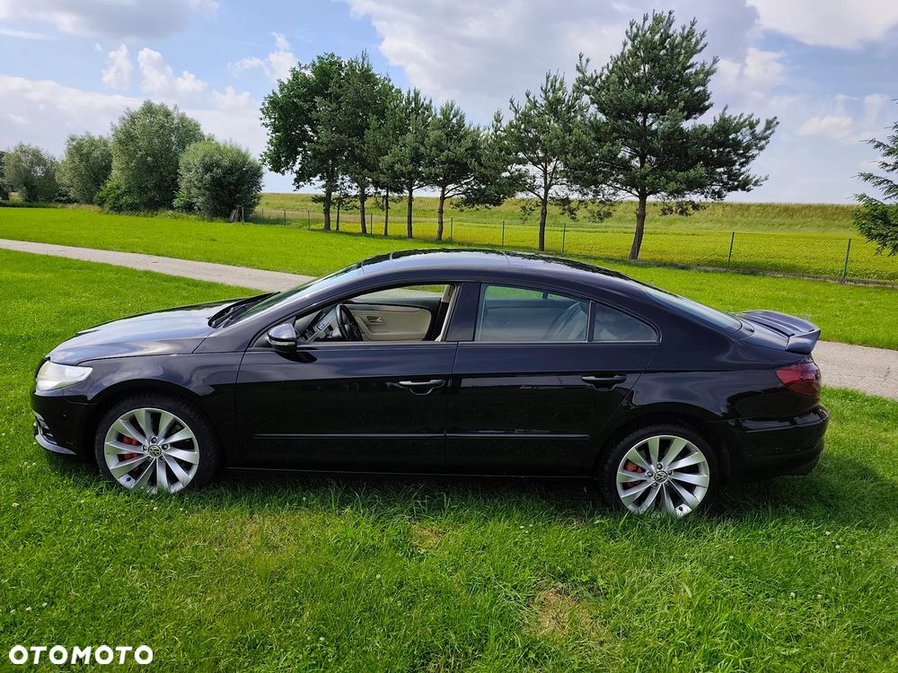 Volkswagen Passat CC - 2